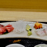 鮨 泰蔵 - 鰺　マグロ大トロ　赤貝　ヒラメ　シャコ