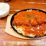 ロースカツミートスパゲティ950円