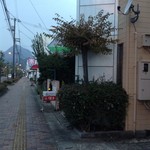 花きゃべつ - 朝7時より前には開店。モーニングセットもあるみたいですよ