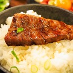 焼肉くろちゃん - 米沢牛 特選ハラミ オンザライス