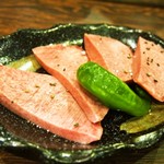 焼肉くろちゃん - 厚切塩タン