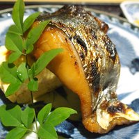 きはる - きはるのお昼 1500円 の焼き魚と玉子焼き