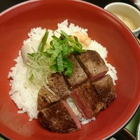 月亭 町田店 - 牛ステーキ膳