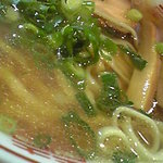 金久右衛門 本店 - ホント綺麗なこの脂♡ キラキラ輝きながら浮いております。