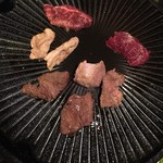 焼肉 ハラミ馬鹿 - 焼き焼き