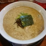 三十七代目 哲麺 小作店 - 豚骨醤油ラーメン。