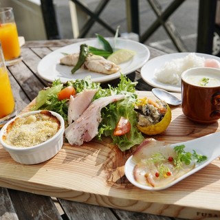 里海食堂 FUSABUSA_1