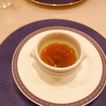 モン・フレーブ - 茸のコンソメスープ