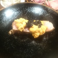 鳥茂 - シャトーブリアンのうにキャビア乗せ