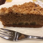 カフェ・ド・クリエ - りんごとシナモンのクランブルケーキ　400円