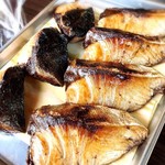 活魚料理いしかわ - ぶり塩焼き