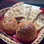 トルコ料理 アセナ - パン