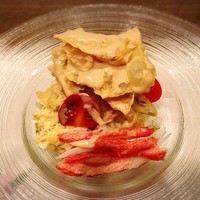 桂 - 揚げ湯葉のサラダ