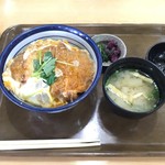 酔膳亭 みちづれ - カツ丼