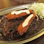 金沢ロイヤルカレー創 - エビフライカレー L 830円（税込）。