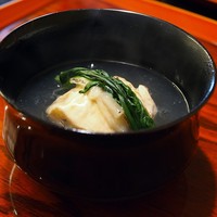 露庵 菊乃井 木屋町店 - 湯葉饅頭