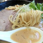 麺好き うるふ - まろやか味噌【麺(中細ストレート麺で注文)】