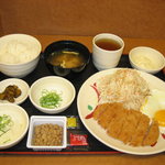 Miyamotomunashi - 海老カツ定食 590円　　納豆（ねぎ付） 60円