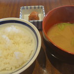 洋食katsui - ランチ・・・〆にご飯と赤出汁
