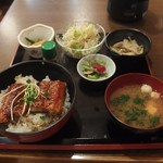 居酒屋 樽 - 日替り定食：うなぎ丼700円