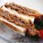 そ！これこれ 豚肉屋 - 【要予約：持ち帰り用】黒豚モモかつサンド