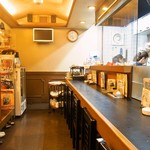 そ！これこれ 豚肉屋 - 店内（カウンター席）