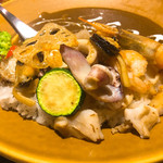 【カレー専門店】円山教授。 - シーフード盛りだくさん