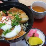 パレス和光 - 豚トロ丼