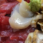 生麦 - 201612 生麦  ★納得丼（800円）★鮪・イカ・貝類