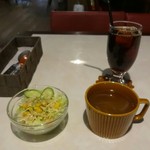 cafe あすなろ - アイスコーヒー、サラダ、スープ