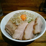 麺処 マゼル - 混ぜ麺塩味肉増し野菜増し¥900