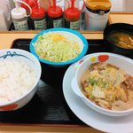 松屋 - 「鶏と白菜のクリームシチュー」全景
