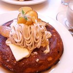 ディキシーダイナー - 焼き栗のふわふわモンブランパンケーキ（９８０円）