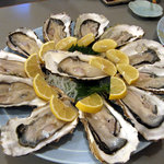 丼なもんや！ - 2010.12.4　広田湾産の生牡蠣