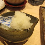 日本橋 蕎ノ字 - 大根おろし　鬼おろしを
      使った様で荒め！