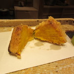 日本橋 蕎ノ字 - 金谷カボチャ　断面写真