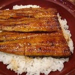 真南風 - 鰻重（2,900円）。