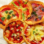 Farmer's Dining CROSS ROAD - 色んな種類の自家製ピザ