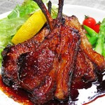 Farmer's Dining CROSS ROAD - 自家製ソースのラムチョップ