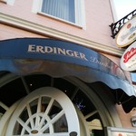 Schattauer - ひさしが目印