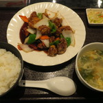 大連料理  朋友 - 日替り（黒酢の酢豚＋餃子2個）