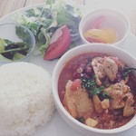 オルタナティブラウンジ - 日替わりランチプレート