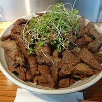 熟成ホルモン・山形牛 炭火焼肉 牛語 - 