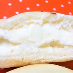 アローム - 胴体はチーズクリーム