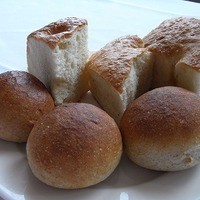 リストランテ･ヒロ チェントロ 丸ビル店 - 自家製パン