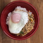 カフェ＆ダイニング レジェンド - ガパオ丼（お弁当）