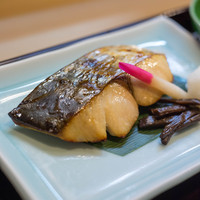 よし梅 人形町本店 - 鰆（さはら）幽庵焼（いうあんやき）