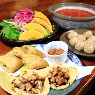 對食材的選擇也非常講究◆使用品牌豬肉和當地蔬菜的健康料理