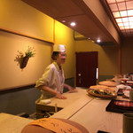 祇園 末友 - 英語会話が堪能な帰国子女