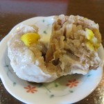 Jarashi - サービスの焼売。崎陽軒と戦えるね